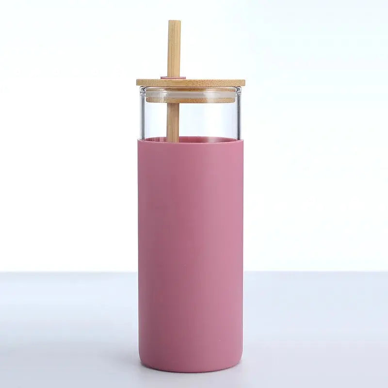 Bouteille en verre avec paille